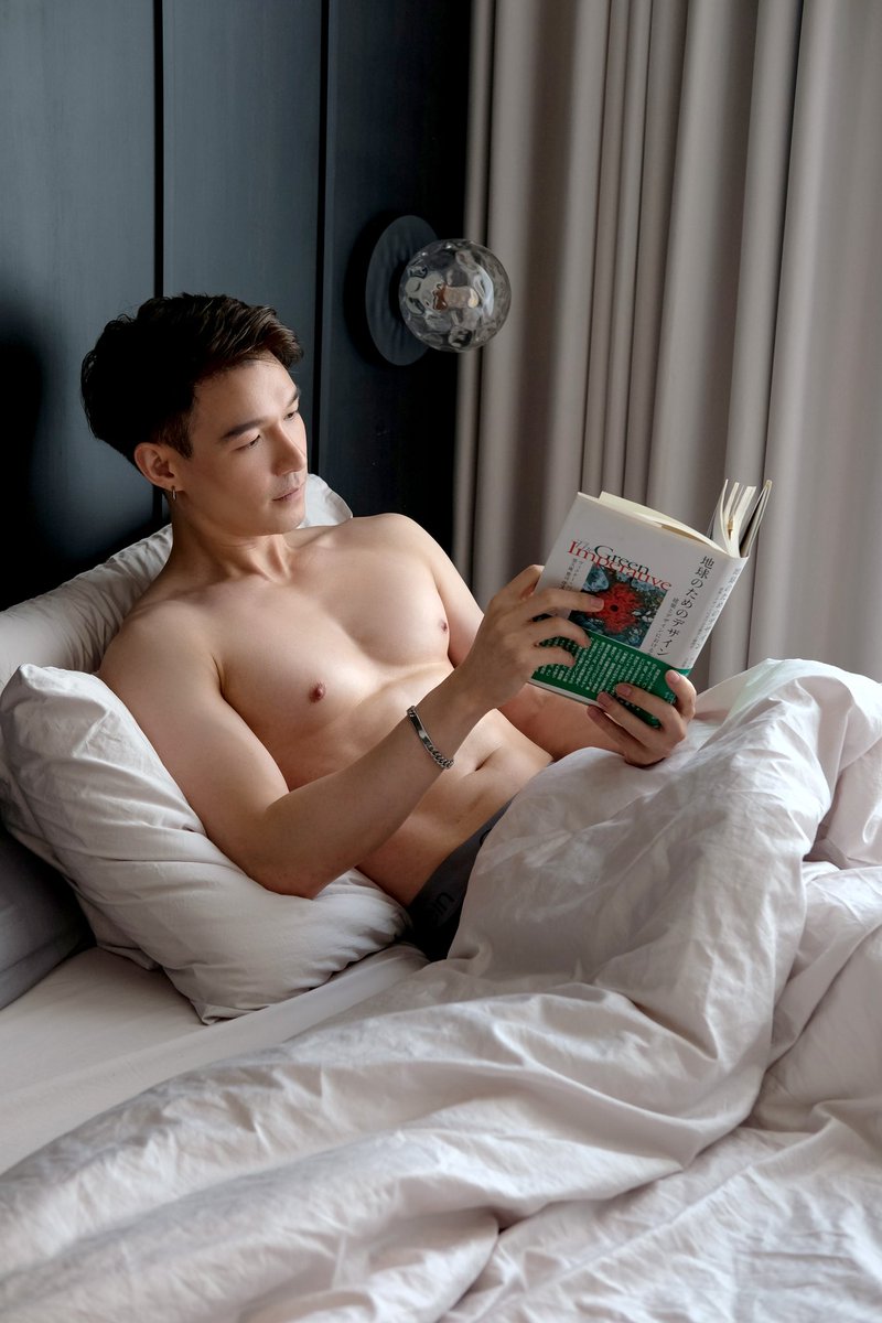 ohmnate's tweet image. พักข่าว อ่านหนังสือกันไหมคับ? #basshot
📸 @ksabsabb