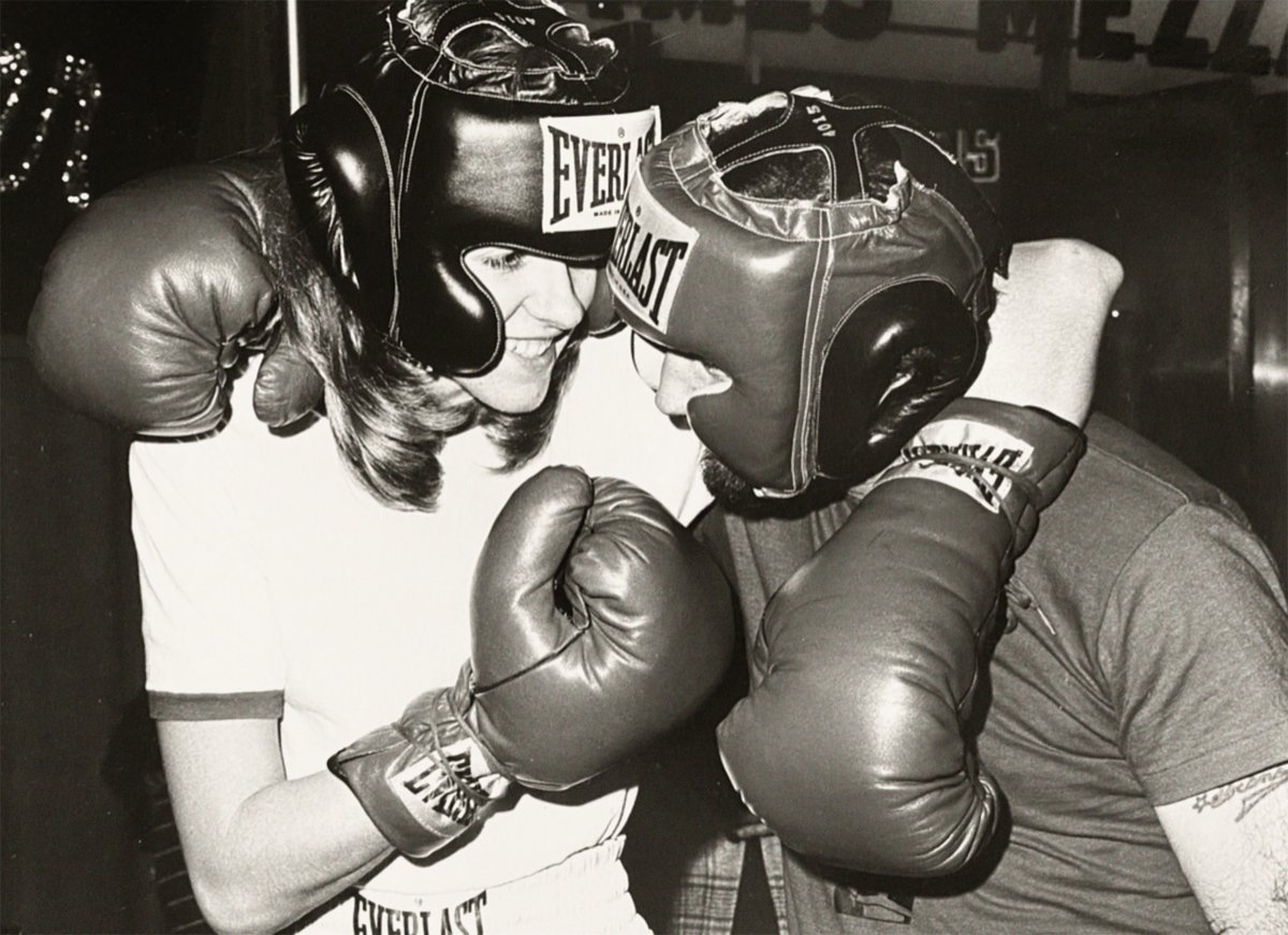 Standard Issue tweet media