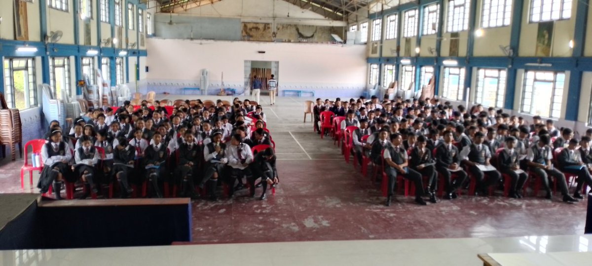 ROCF__'s tweet photo. 📢 Promoting Mental Health Awareness at St Xavier's School! 🌈

We are excited to share that the Ripples of Change Foundation (ROCF), in collaboration with the National Mental Health Programme (NMHP), Department of Health &amp; Family Welfare, Sikkim, organized a highly impactful https://t.co/qqZvDv0hG6