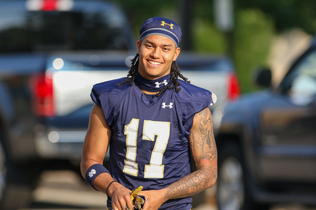 tbhorka's tweet photo. 17 days until Notre Dame football https://t.co/BiaCifmHGp