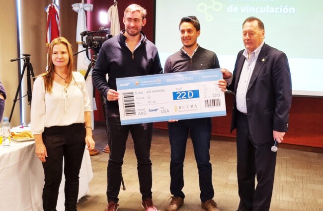 Agroverdad's tweet photo. Viajes al Farm Progress Show👏
La Bolsa de Cereales de Córdoba tributó un reconocimiento a más de 400 colaboradores
>> https://t.co/RSxklLez0m
#AgroTitular
#EncuentrodeVinculacionBCCBA #InformacionAgronomica #BCCBA #agro #campo #agrocordoba https://t.co/Ir9uxzRg6U