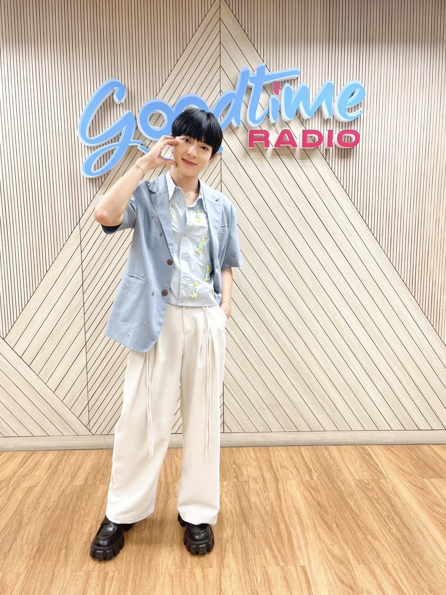 zeenunew91's tweet photo. 울 누뉴도 바쁜 하루를 보냈구나😅
#เที่ยงบันเทิงสดxนุนิว
#GoodtimeradioxNuNew
#NuNew https://t.co/Ub9uf8PE0z