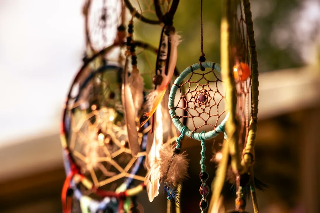 Ethnic and Racial Studies (@ersjournal) on Twitter photo This piece reports findings from the article "Native voices on Native appropriation" by <a href="/NativeApprops/">Adrienne Keene</a>, <a href="/native4data/">Dr. Dr. Desi (she/her)</a>, and Laurel R. Davis-Delano - check it below!
doi.org/10.1080/014198⦠This piece reports findings from the article "Native voices on Native appropriation" by <a href="/NativeApprops/">Adrienne Keene</a>, <a href="/native4data/">Dr. Dr. Desi (she/her)</a>, and Laurel R. Davis-Delano - check it below!
doi.org/10.1080/014198ā¦