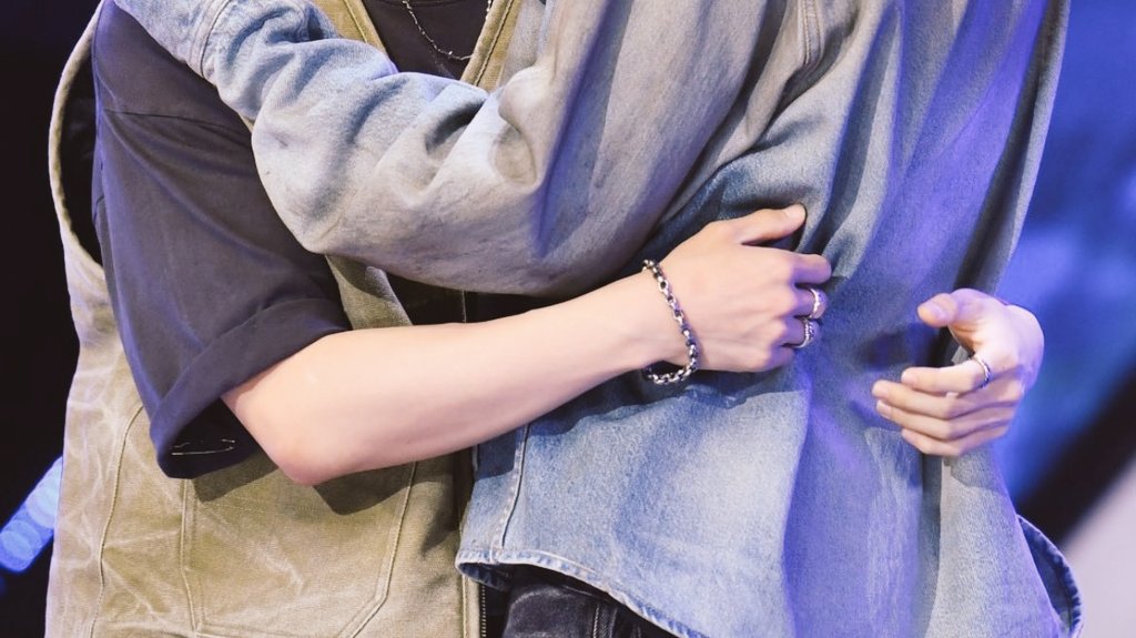 secrethew's tweet photo. mattbin / jakkungz / ppusamz / woongmatt au 

"the way i loved you"

© secrethew, 2023. https://t.co/AvfqSIjNvK