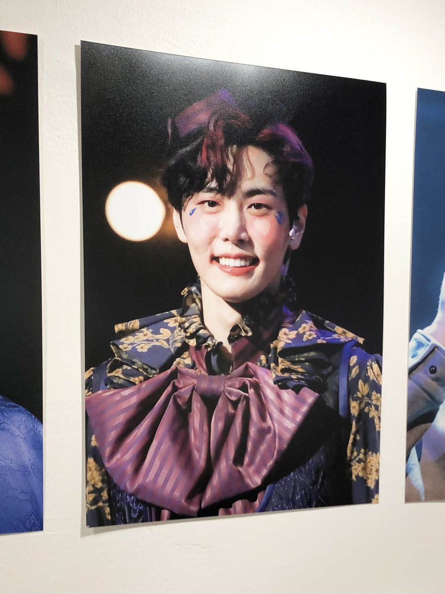 birdyoonn's tweet photo. 캐사랑스런모모이…엉엉
경례재윤이 액자보고 눈물찔끔남
좋아하면괴롭히고싶어서미치궛어 ≪
싶은 재윤이사진들 잔뜩있음 아 사랑스러 ♪ 

#STAY_WITH_JAEYOON https://t.co/2vj8vIWedt