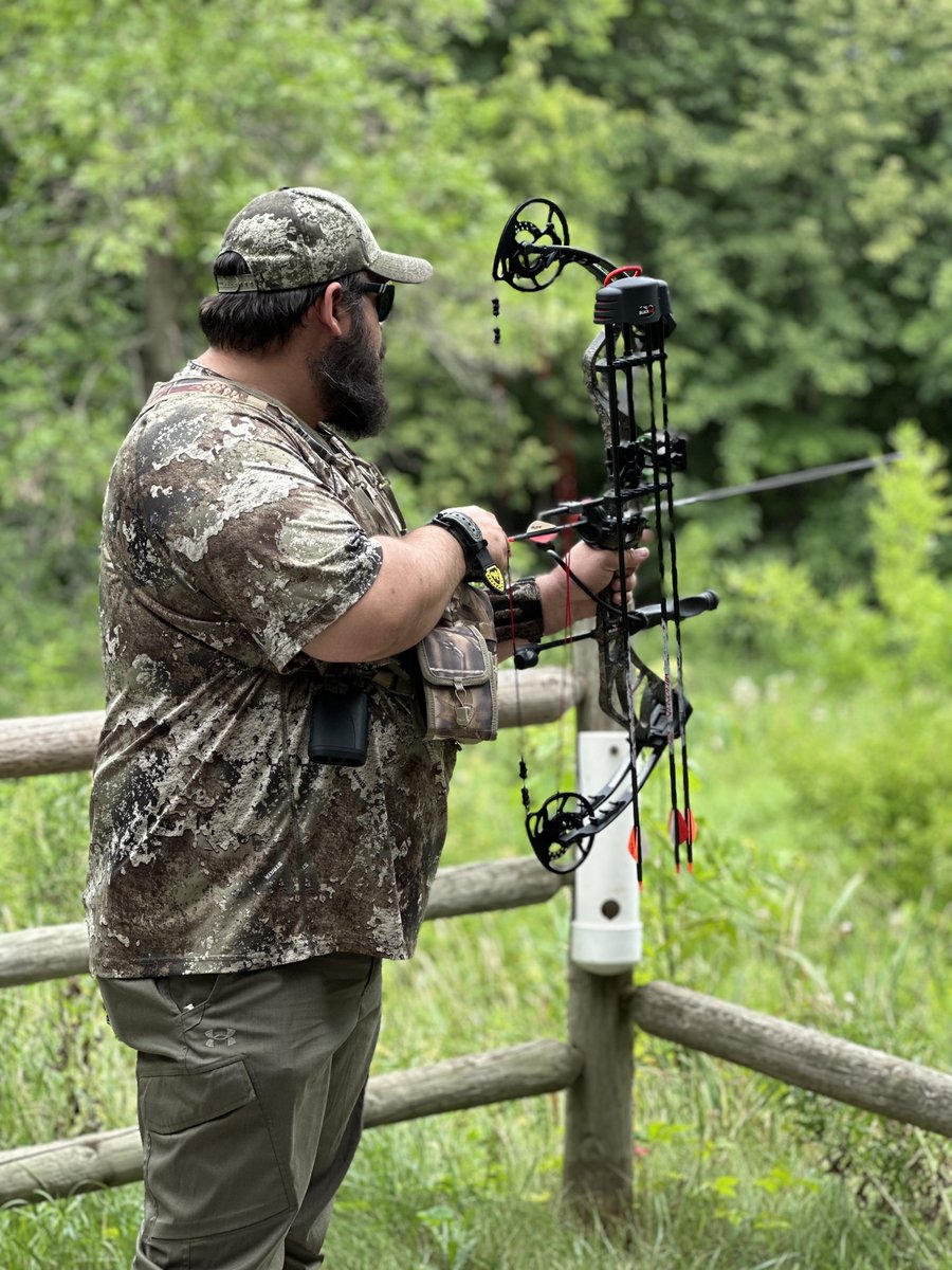 Grandpa's Flannel or New School Camo - Blog Post #4 
wix.to/7CdFetr
#circlemoutdoors #whitetailhunting #bowhunter #truetimberstrata #mnnorthwoods