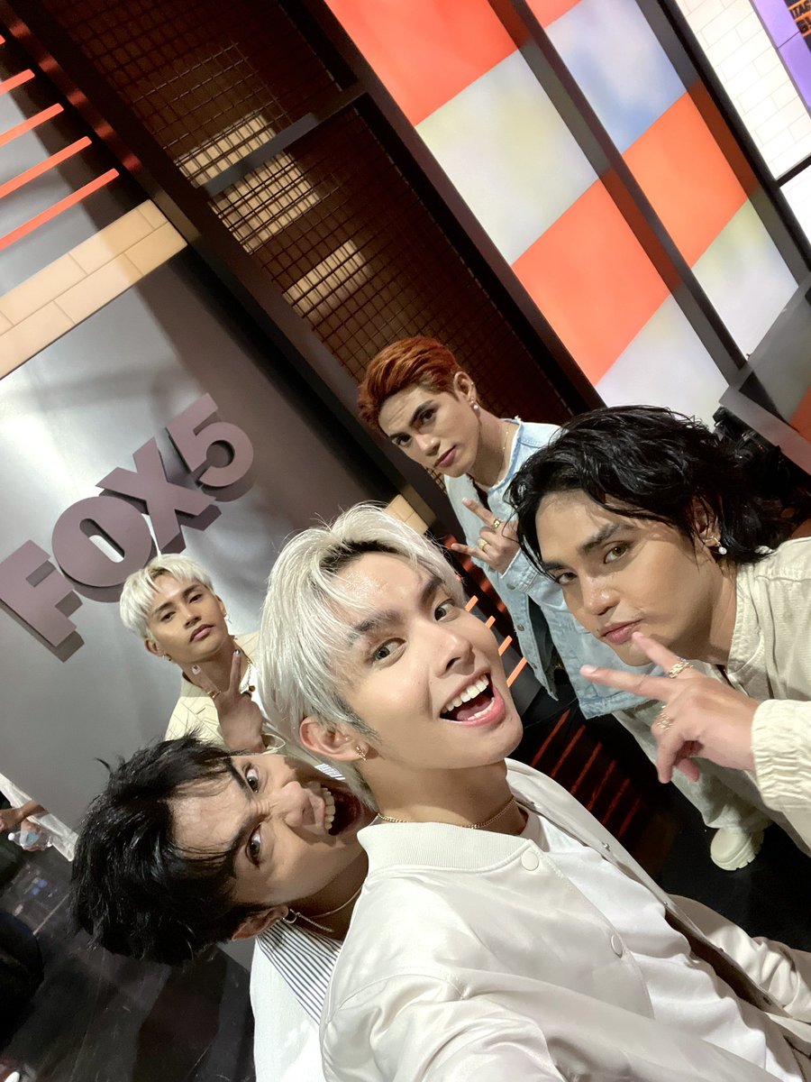 SB19Official's tweet photo. ⚠️ Good Day New York Guesting

Catch our performance during the 9AM ET hour 🔗 https://t.co/BeAp8AGitf

#SB19 #PAGTATAG  #SB19PAGTATAG  #PAGTATAGWorldTour 
#SB19onGDNY https://t.co/6zb3fzV1fe