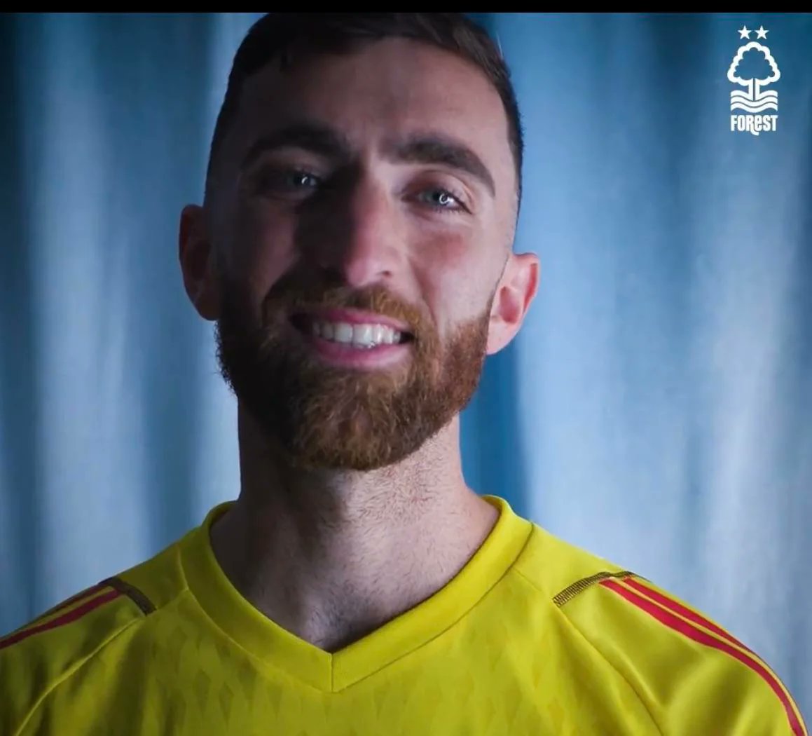rafycuervo's tweet photo. We'll miss you Matty boy and by the looks of this, you'll be missing us as well. Good luck. #GoneGunnerGone #Arsenal #USMNT https://t.co/7jI0riRFpT