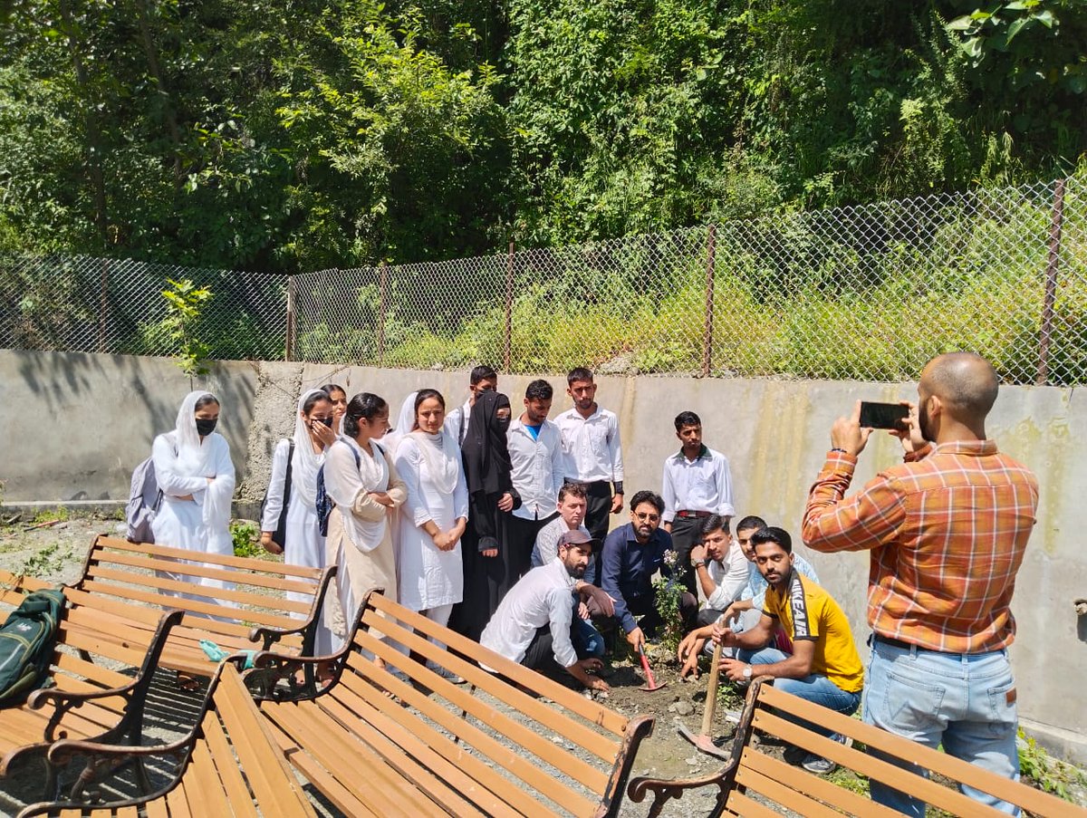 SportsGdck's tweet photo. ☘️ Plantation of #Saplings at #Gdck by #NSS #Sports &amp; #LiteraryCommittee https://t.co/wPZW7BWIzb
