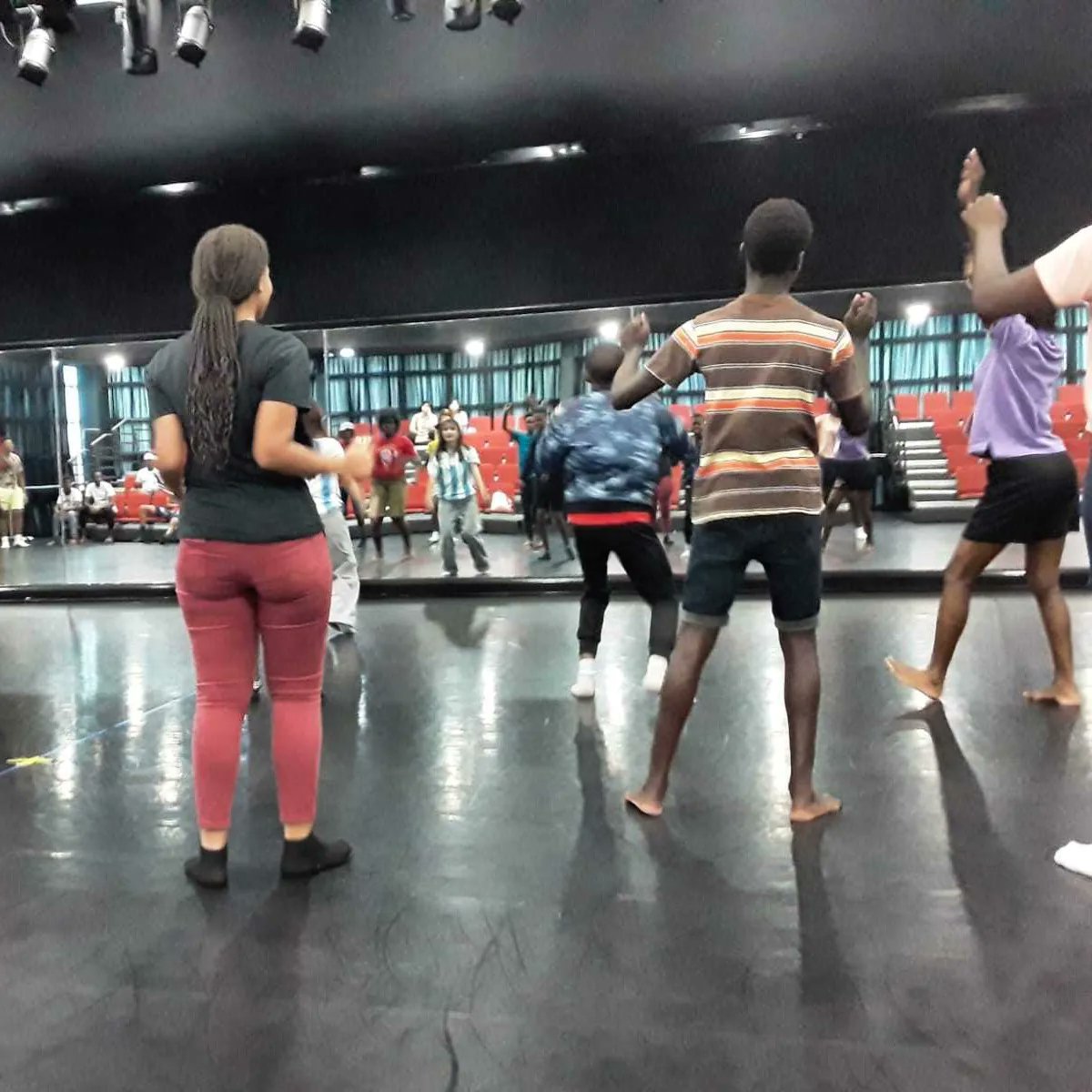 worldscouting's tweet image. #Scouts aren't wasting any time to explore Korea &amp;amp; make the most of this unexpected travelling #ScoutJamboree! 🇰🇷

🕺 They're visiting temples, trying K-POP dance, joining tea ceremonies, getting into nature, visiting museums &amp;amp; much more.

Here are some photos from today in 🇰🇷!