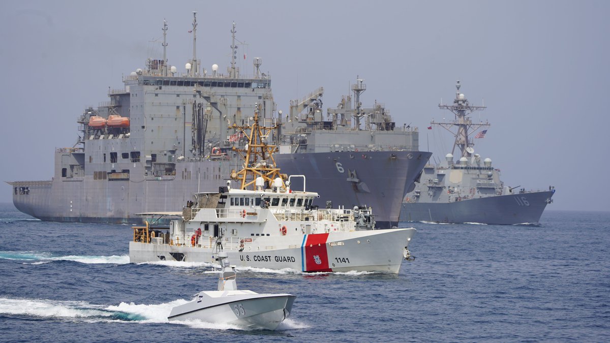 US5thFleet's tweet photo. 📸: @USNavy & @USCG transit the Strait of Hormuz with an L3 Harris Arabian Fox MAST-13 unmanned surface vessel, Aug. 6. U.S. 5th Fleet has integrated unmanned systems into daily maritime operations across the Middle East, accelerating innovation. https://t.co/t1uqLK0xtt
