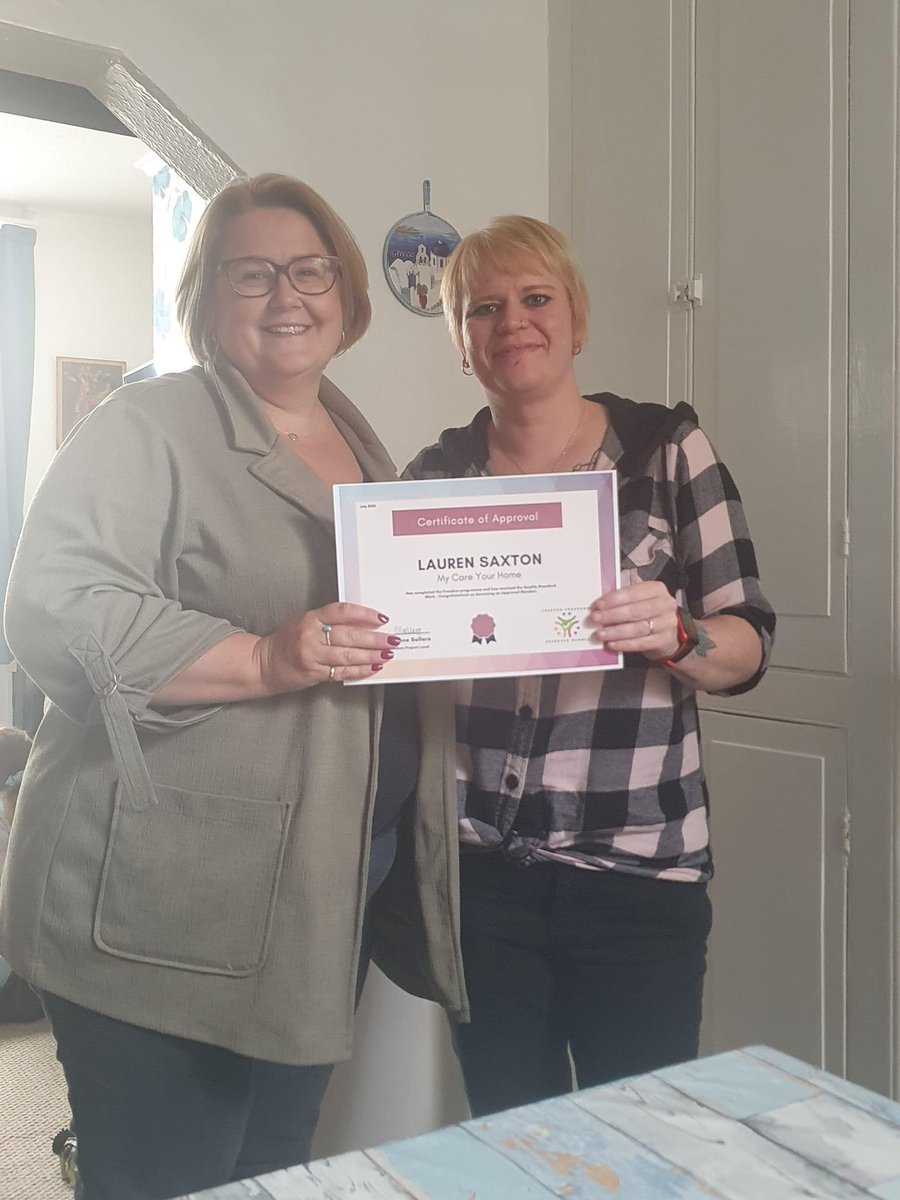 Yesterday we were delighted to award not one, but two certificates of approval on completion of the Freedom programme. My Care Your Home and Healing with Mary are new businesses that have worked hard to meet our Quality Standards suzanne@yorkshireinbusiness.org.uk @East_Riding