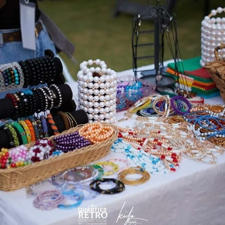 ChicCrea's tweet photo. On y est ! Le rdv annuel des années 80 est là ! Et Chic créa y participe encore cette année ! 😍
Retrouvez-nous dès demain jeudi 10 au dimanche 13 août prochain pour le Quartier Rétro à Azalaï Hôtel. De très belles créations vous y attendent !
#chiccrea #quartierretro https://t.co/ekX3zWnasI