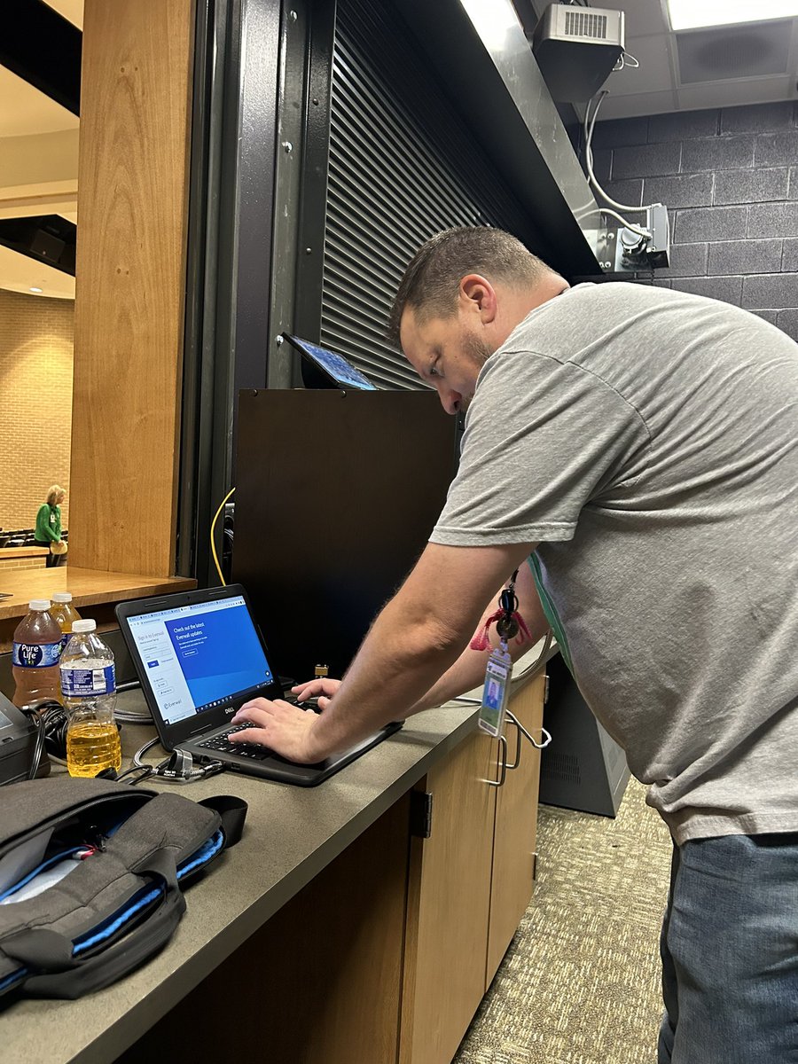 Mr. Weaver at work #LWISDConvocation23