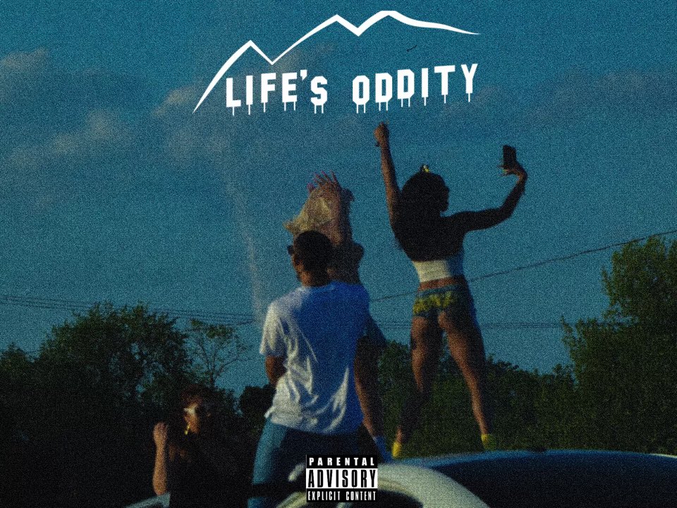 LifesOddity's tweet photo. Beat tape Friday https://t.co/P7tSJnnEFC