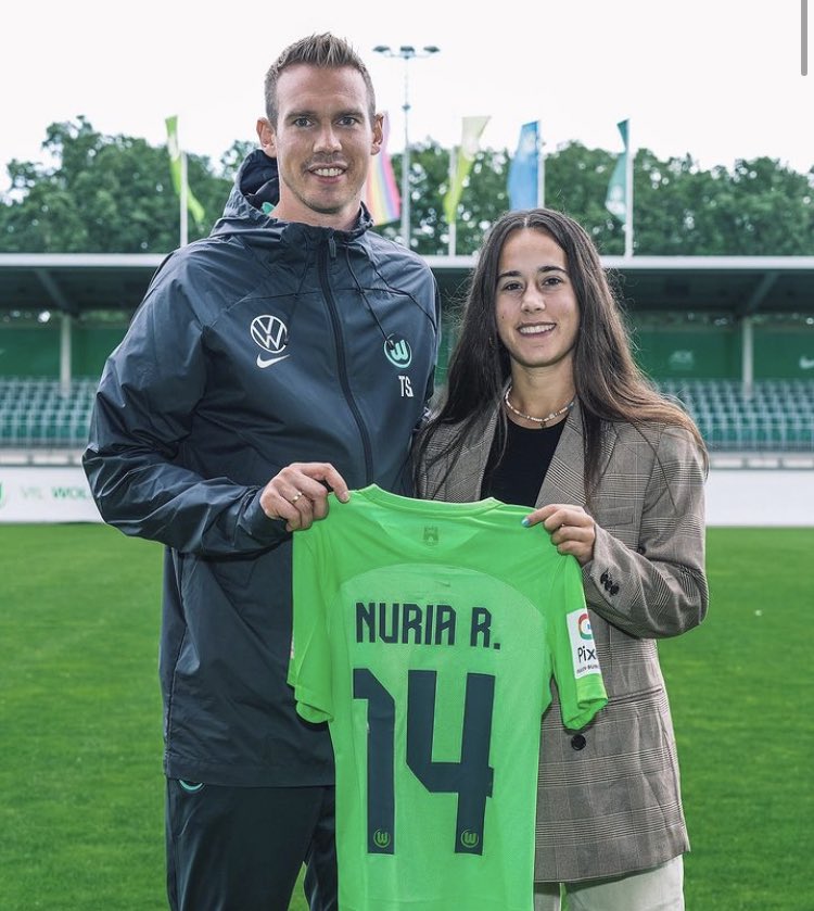 TheFMediaW's tweet photo. ❗Núria Rábano has officially signed for @VfL_Frauen ! 🇩🇪🟢

◾Barcelona🔴🔵 terminated her contract on the 4th of July.
◾The full-back signs a contract of 3 seasons (until 2026)✍️.
◾Rábano will wear the n°14👕.

Any thoughts on this transfer?🤔

#wolfsburg #rabano #wolfsburgfrauen #uwcl #FIFAWWC #WomensWorldCup #WomensWorldCup2023