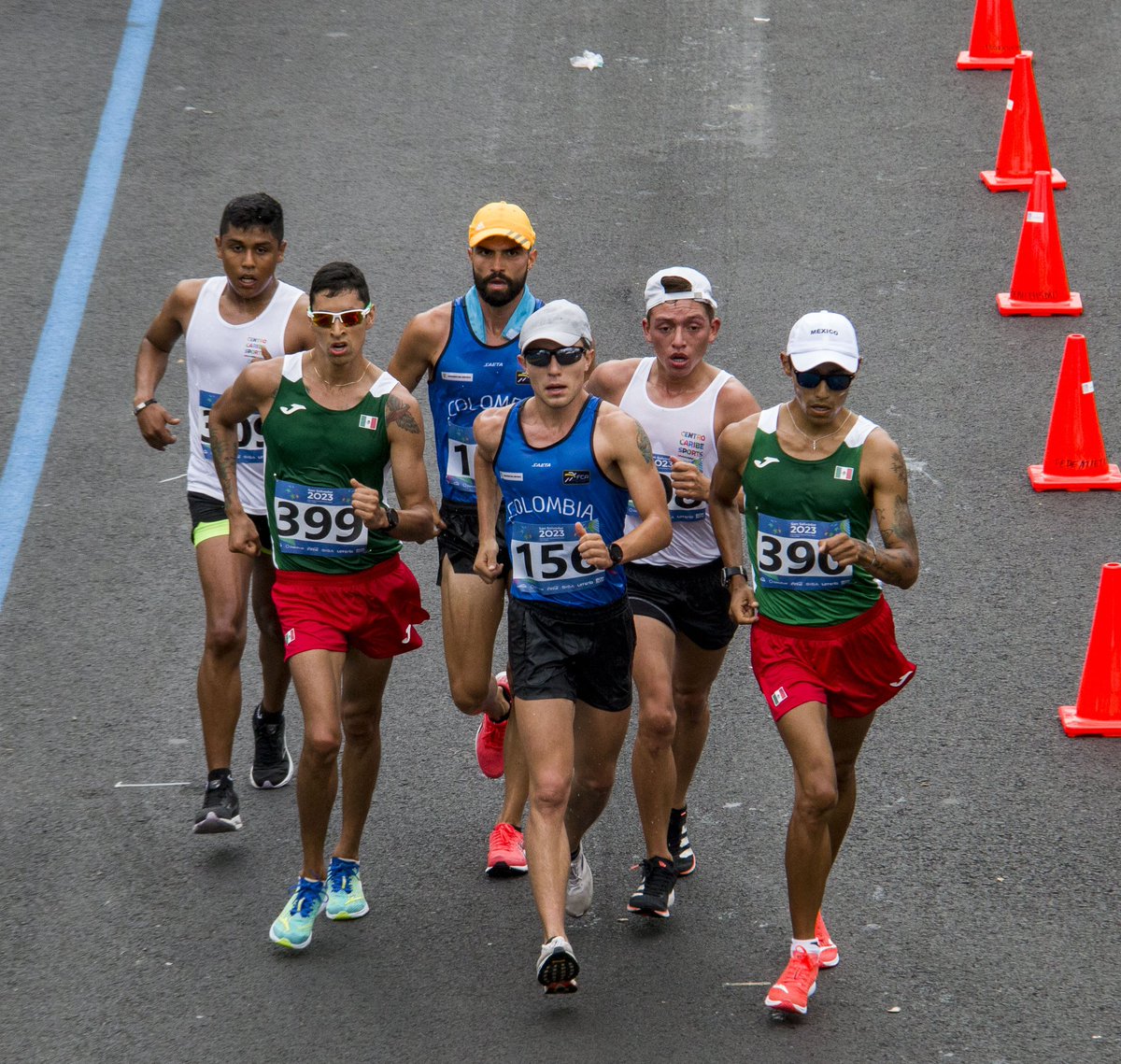 Marcoru25's tweet photo. Momentos en los Juegos x8: ✨️

Una mezcla de emociones ser parte de este evento.🏆

#Atletismo #Canon #70D #vallas #marcha #mediofondo  #Athletics #velocidad #foto #lanzamientos 
#photo #fyp https://t.co/3CE3zyPPIU