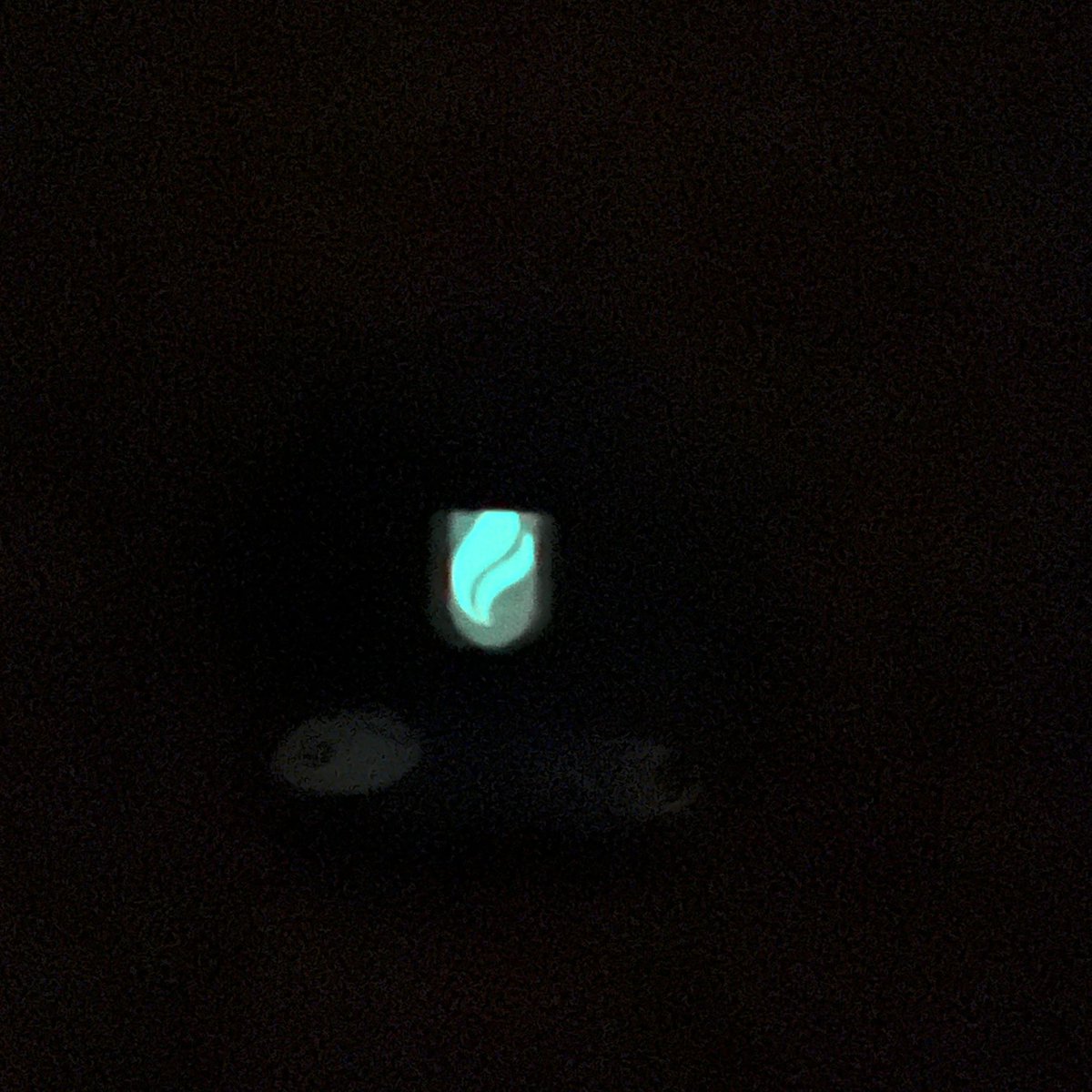 KappsWithACause's tweet photo. Check this out, we can make our hats glow!

#teamkapps https://t.co/NI4TxnJSuj