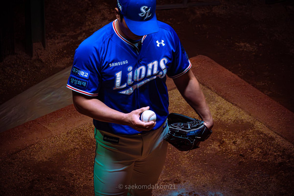 오승환 개인 통산 𝟏,𝟎𝟎𝟓 경기 출장

역대 동양인 투수 최다 출장 신기록을 축하합니다!