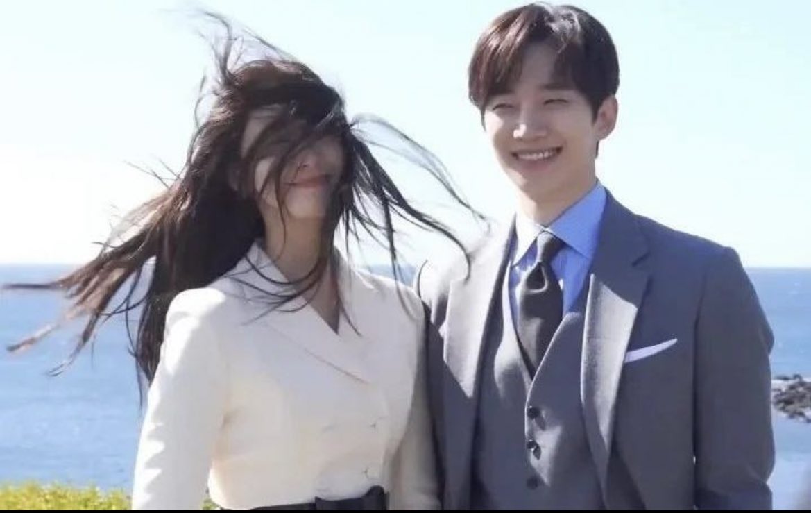 yoona and junho are everything! 🥹