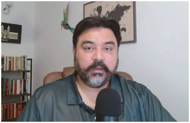 FarhanKVirk's tweet photo. ناظرین! یہ رہے وہ ملٹری ذرائع جنہوں نے The Intercept کو سائفر کی کاپی فراہم کرکے آج PTI کو دوبارہ ریاست مخالف پراپیگینڈا کا موقع فراہم کیا۔ 

تمام PTI کے دوست ان ملٹری ذرائع کو سلیوٹ کرنا مت بھولیں کیونکہ The Intercept خود لکھ رہا ہے کہ اس سائفر کی تصدیق کہیں سے نہیں ہوئی https://t.co/ZsZcdWNoWB