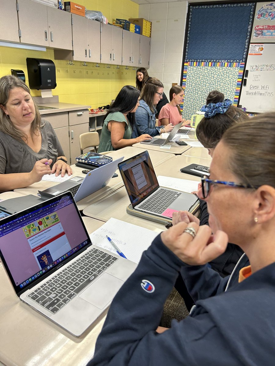 jkapsaskis's tweet photo. Awesome day presenting on digital breakouts with @MsZintak! Everyone successfully escaped the pizzeria by solving the math challenges and learned how to create an escape room of their own!  @hpointschool #osd135 https://t.co/hGCfXu6AEt