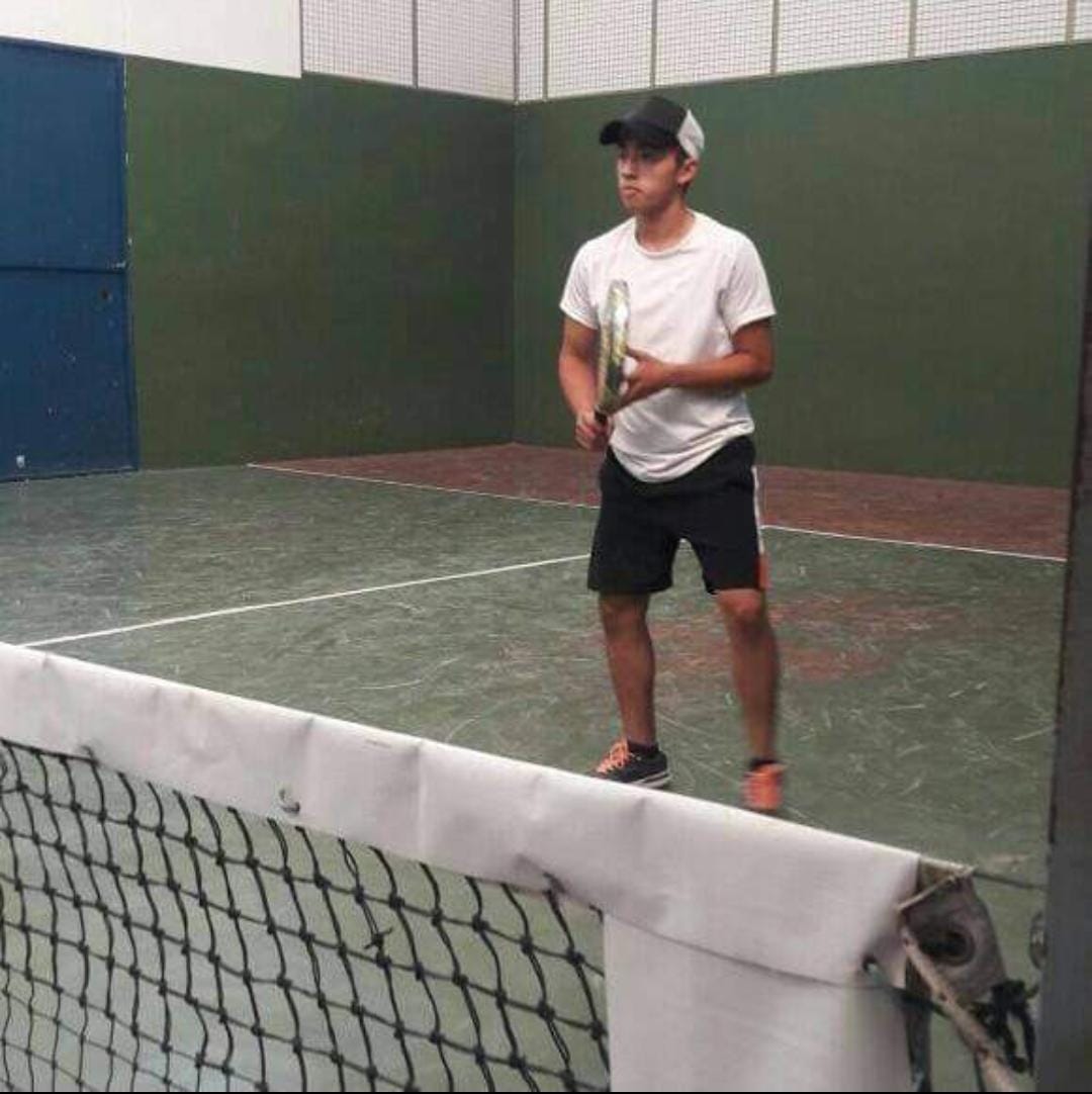 6 meses sin vos querido amigo
te extraño todos los días 🥺✨️