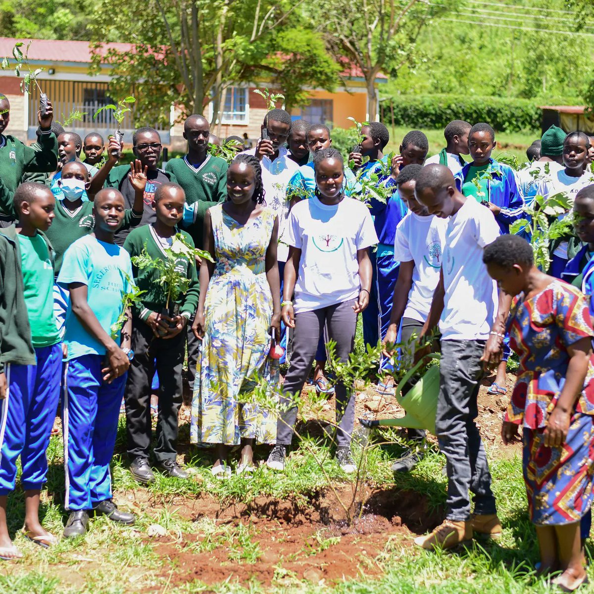 Treegrowerske's tweet photo. 🌱🌍 Climate education is crucial for a sustainable future. Join TGAK in spreading awareness about climate change through informative posts and engaging content on our social media platforms. Let's grow a greener, healthier planet together! 🌳📢 #ClimateEducation https://t.co/3UPrSpLZL8
