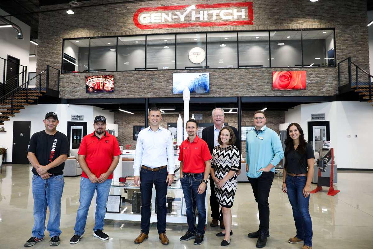 Thank you congressman Rudy Yakym @RudyYakym for taking time out of your day to visit GEN-Y Hitch!
