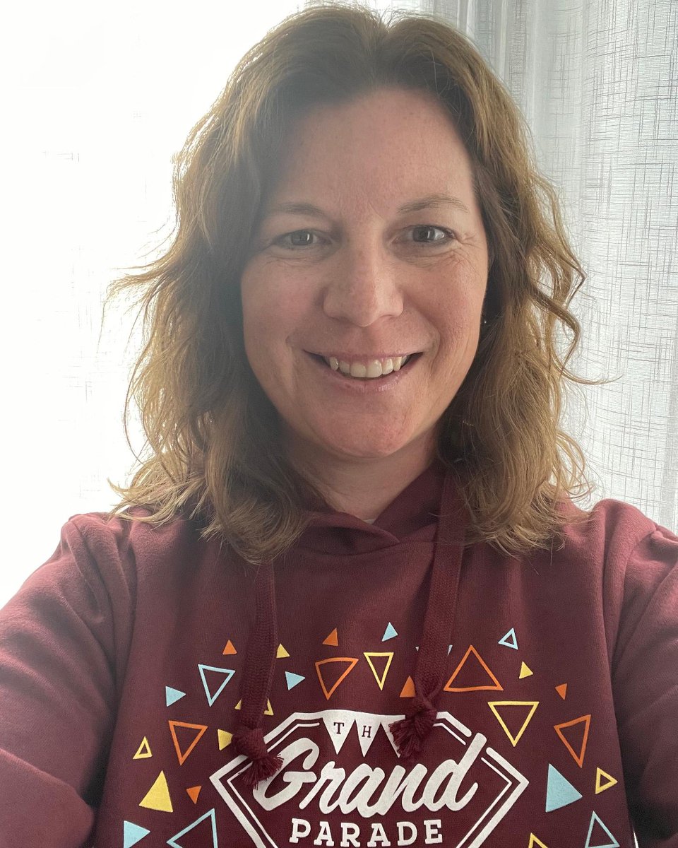 CareforHCS's tweet photo. Carefor staff, Jen (HR)  is proudly wearing her brand-new hoodie.  Jen was one of the first people in CANADA to reach her fundraising goal. Now she has a super cool sweatshirt.   Find out how you can secure your own hoodie at www.thegrandparade/locations/ottawastrathconapark https://t.co/wMYWpEbXNG