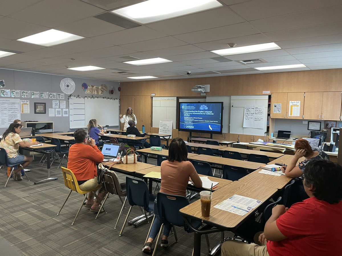 SBCSS_MultiEd's tweet photo. Rosemary Hyder @SBCountySchools collaborates w/ colleagues @MorongoUnified who collectively make sense of the #ELPAC. Besides understanding the ELPAC, educators proactively prepare for it by ensuring that #IntegratedELD is implemented across content areas as #Tier1Instruction! https://t.co/reuBLPV0nU