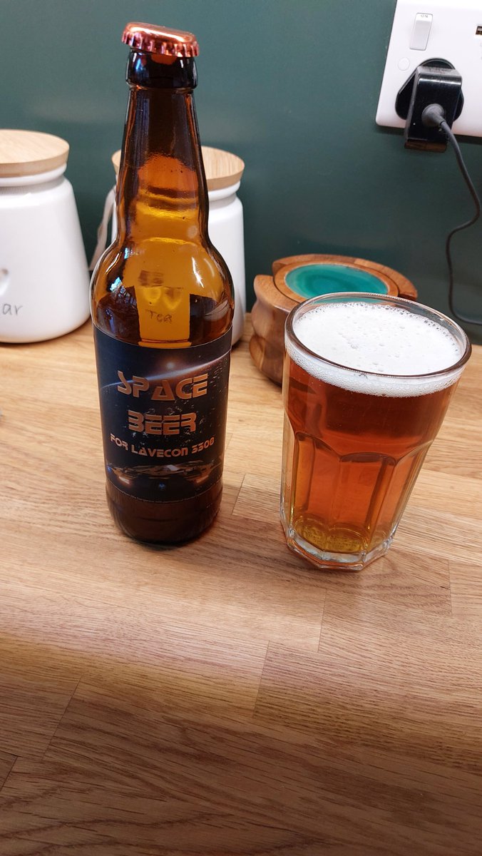 drewwagar's tweet photo. Last of a vintage brew! Not a bad drop at all Cmdr @boggratt :) #elitedangerous #lavecon #bitter #ale https://t.co/gfy8WwH2g8