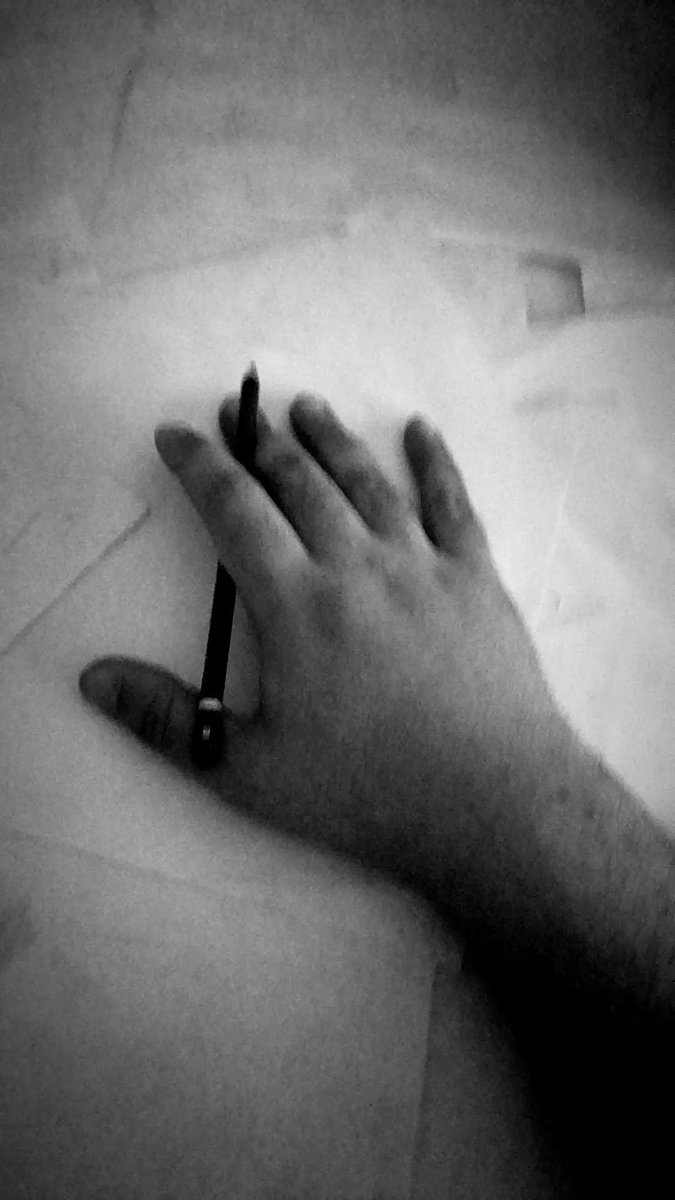 tentacule_du48's tweet photo. #sketching #art #myhand https://t.co/RrPTqFmhGa