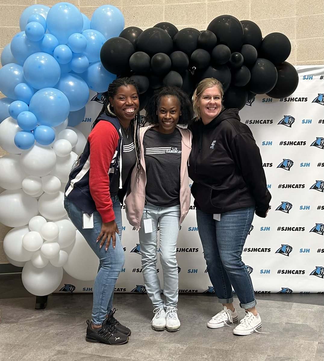 Mrs. Calvit tweet media