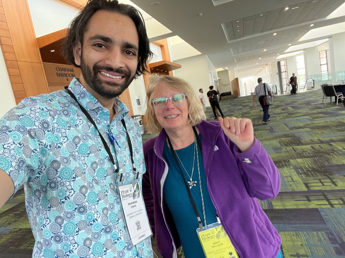 Dilkaran12's tweet photo. #plantbiology23 concluded. It ended at a high note for me as I got to say Hi to @PlantTeaching and get a selfie. 
Conference was a great learning experience. Thanks you #ASPB and organizers for putting it together. https://t.co/J2UCvhIxom