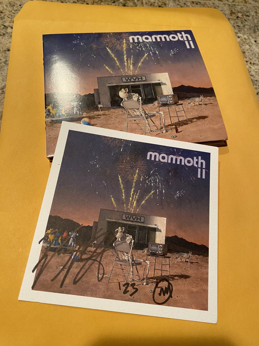 Signed by Wolf!!!
Awesome!!
Great album!!
#WVH #Mammoth #WolfgangVanHalen #VH #NewMusic2023