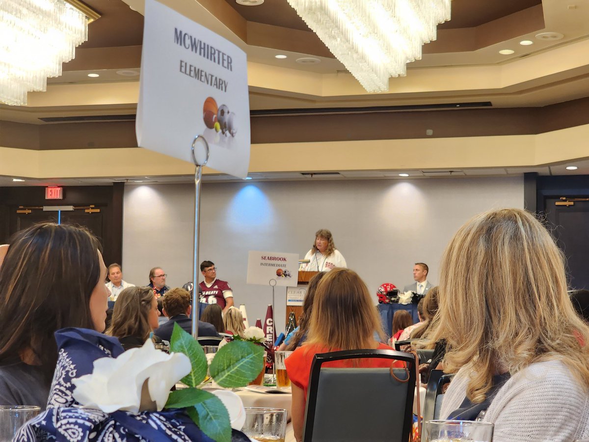 SuperD_Cooper's tweet image. Thank you Donna Stone for reminding us to plant good seeds in the lives of ALL students!🥰 #ccisdmvt