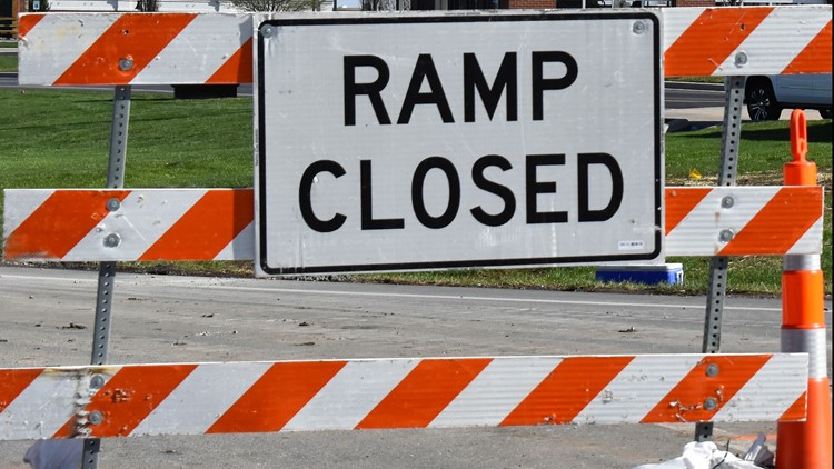 DelawareIndiana's tweet image. STARTS FRIDAY. I-69 southbound: Entrance ramp closed.
Between IN 32 and E 200 S (Daleville). Entrance ramp closed. Right lane closed. Starting Friday at 7:00PM EDT until Sunday, at about 1:00PM EDT.