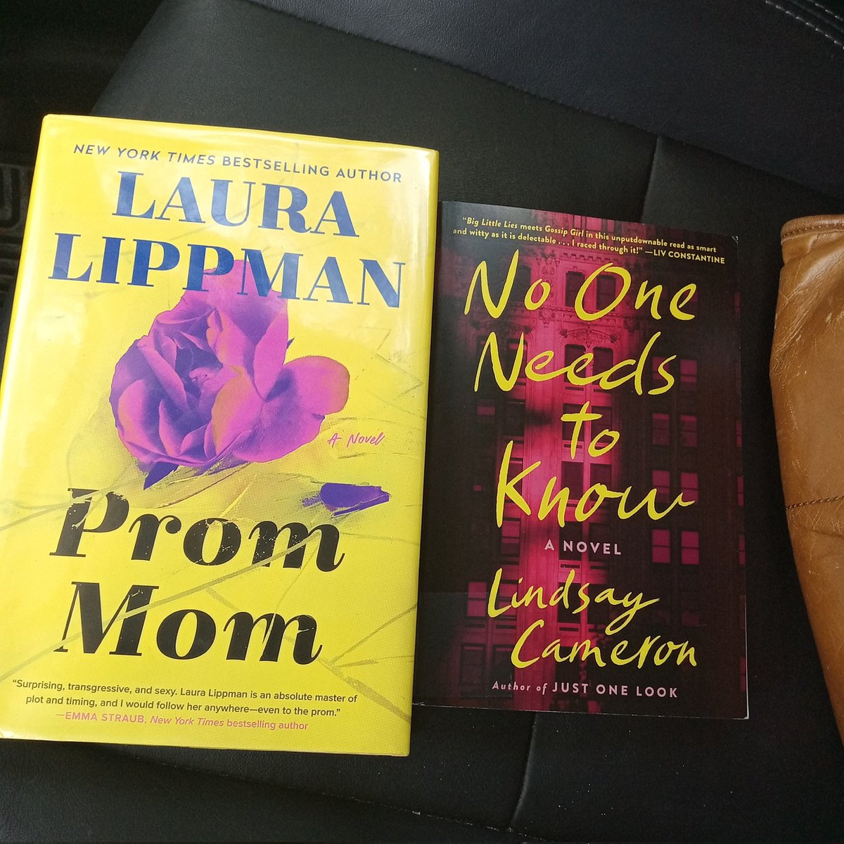 bookthrasher tweet media