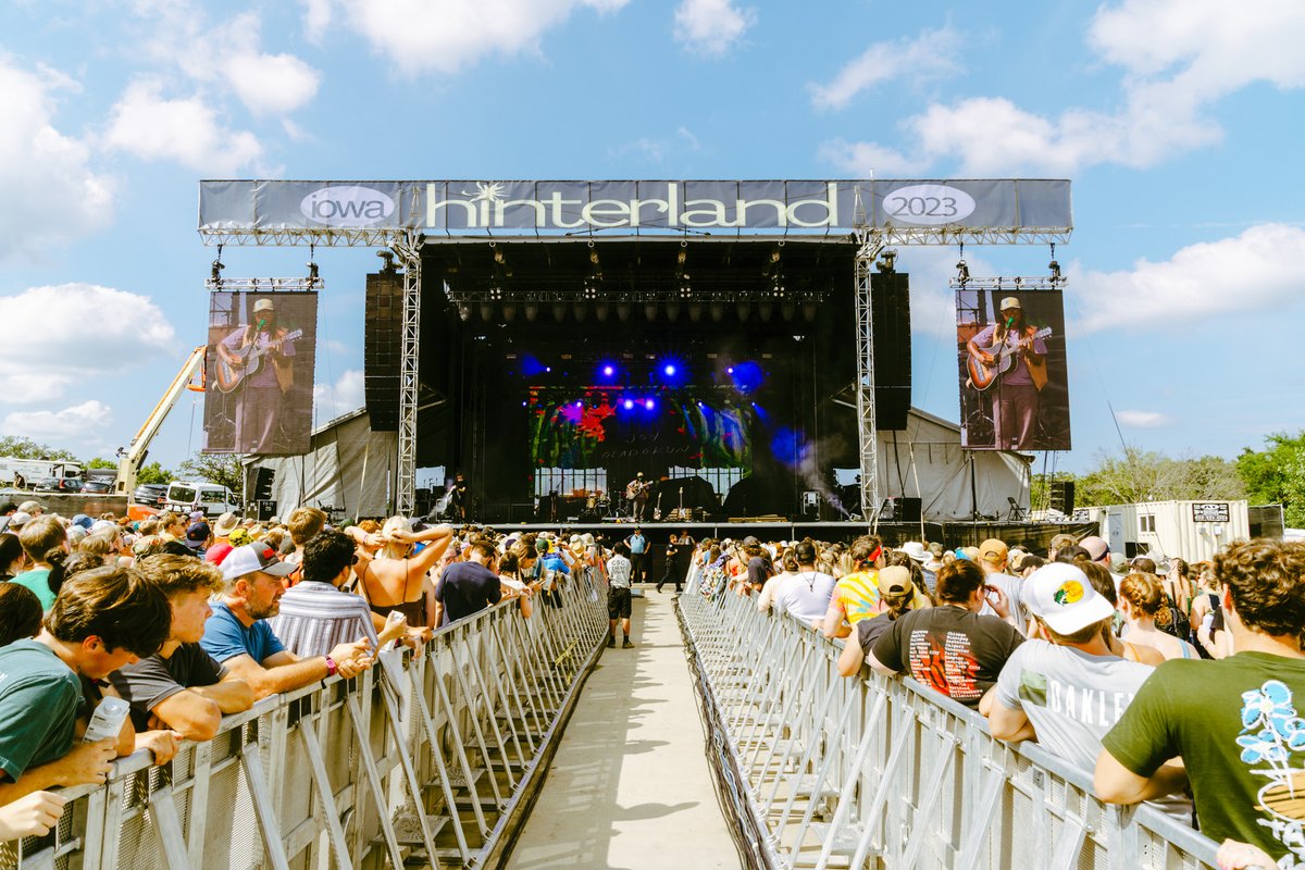 Hinterland tweet media