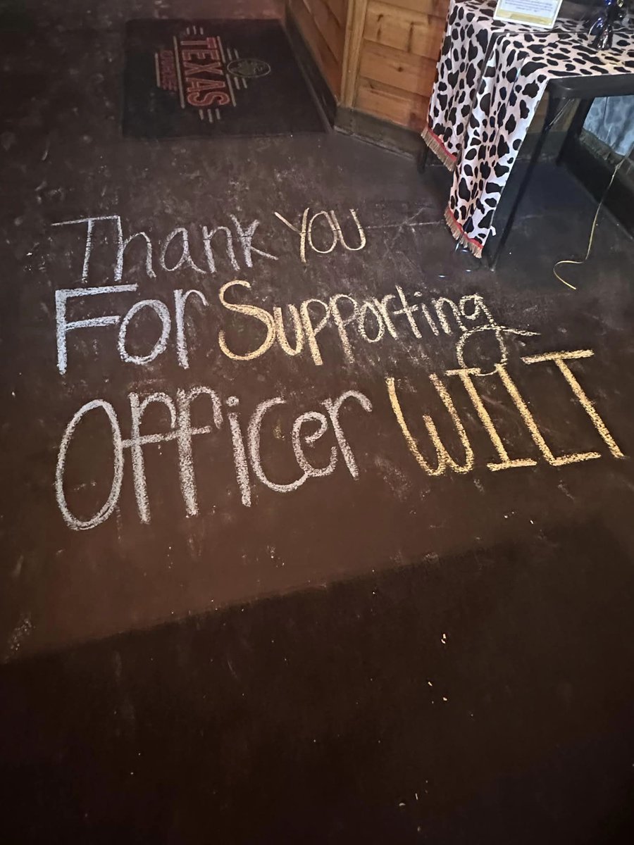 1776Bank's tweet photo. Good Goes Forward.

What started as a small collection effort at our St. Matthews location of helping to raise funds for Officer Wilt in Louisville beautifully unfolded into Wilt Week. https://t.co/5Tfy8xq5os