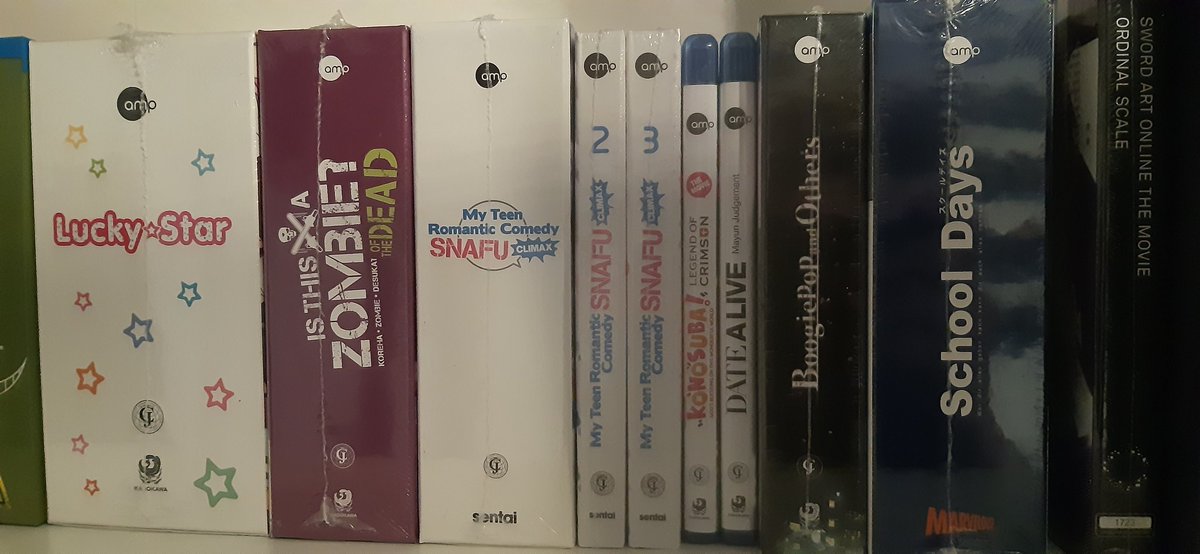 dervasox's tweet photo. @ninotakutv Außerdem unterstützt man damit natürlich auch die deutsche Animeindustrie. Besonders auf der Animagic war unter anderen der @AniMoonAnime Stand sehr verführerisch. 😯💨 https://t.co/Quxe9d9HFI