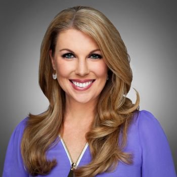 SouthTexasBlood's tweet photo. @KSATmyra has met patients who needed blood to survive and reported on mass casualty events where blood was critically needed. She’s joining the #RWB2023 cause and raising $10,000 for essential blood services. 

Join #TeamMyra 👉 https://t.co/au5qQbTDHG 
#BigHeartsSA https://t.co/q1V17KXp7s