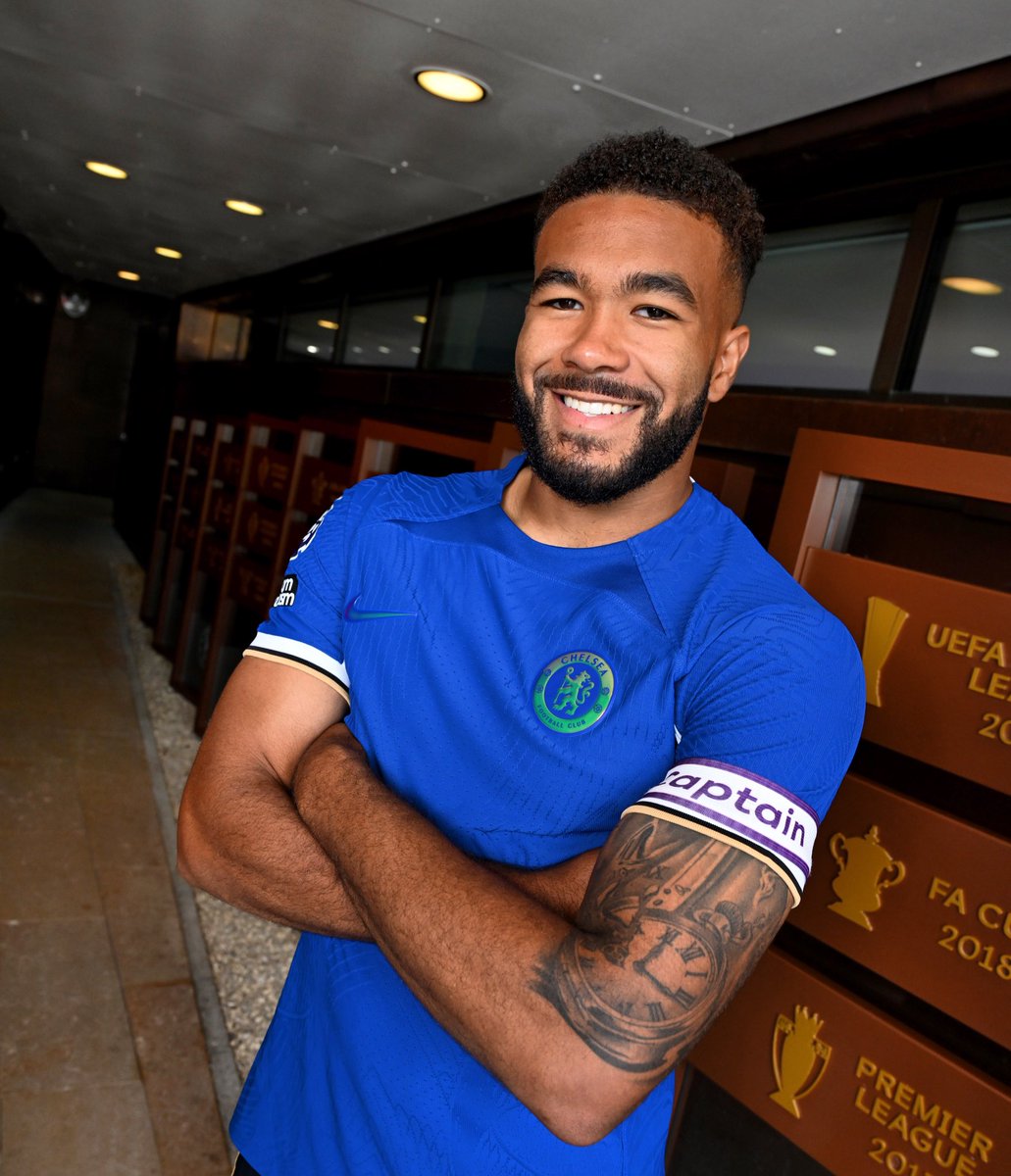 ReeceJames's tweet image. Captain of Chelsea. A real honour & proud moment for me & my family.
From the bottom of my heart I want to thank everyone that helped on the journey.
The role is new to me but I’ll do everything to lead our club back to where we belong. Winning titles.
See you at the Bridge.