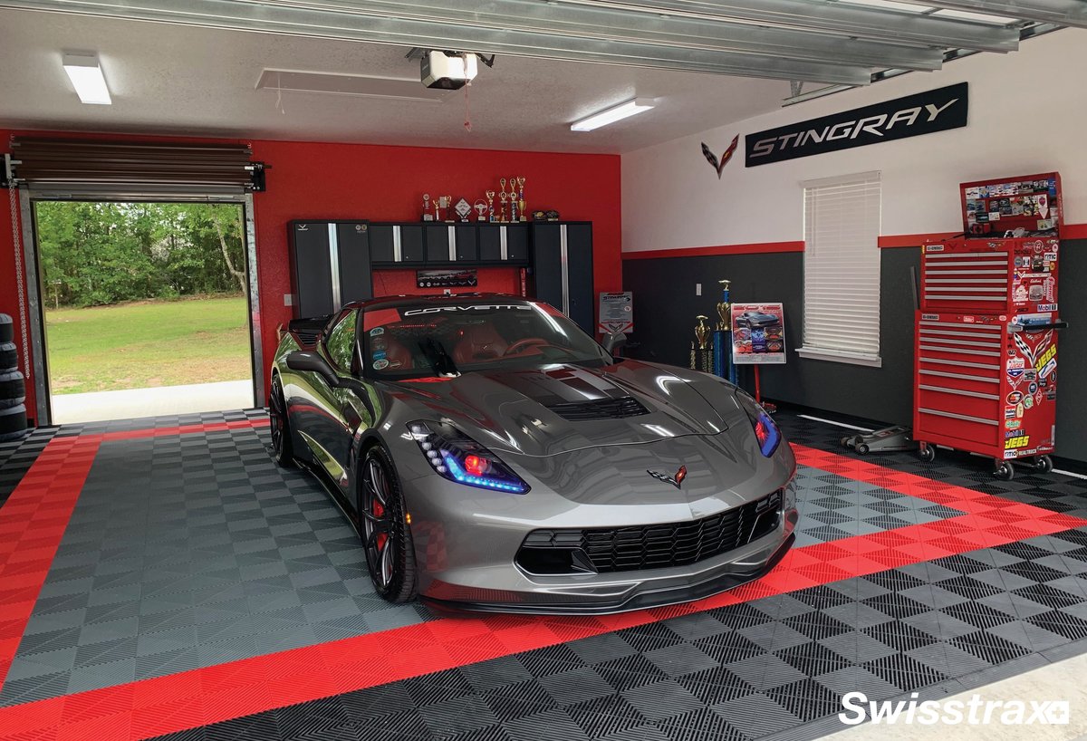 When classic meets modern, make sure you have a floor that can stand the test of time. 

Click the link to learn more about the durability of our products: bit.ly/344rekk

#durability #garage #modularflooring #corvette #garagemakeover