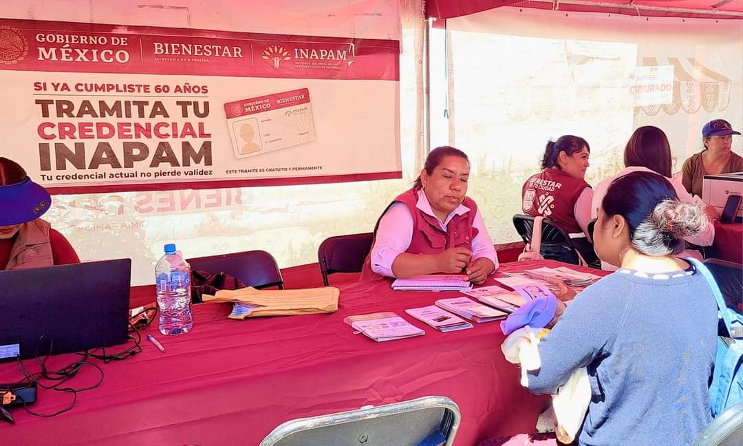 GobiernoTlahuac's tweet photo. Los servicios y trámites gratuitos del @GobCDMX están hoy en la #FeriaDelBienestar, Col. #LasPuertas, San Fco. #Tlaltenco
✅️Calle Ejido; hasta las 14 hrs⏰️
Para actualizar gratuitamente tu Acta de✅️Nacimiento, ✅️Matrimonio y ✅️Defunción; entre otros beneficios. https://t.co/Fb0vwPPrAG