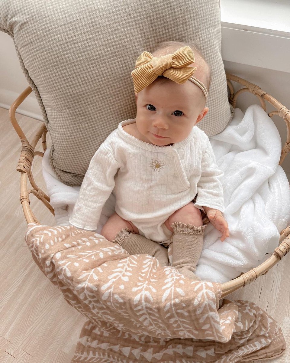 theminiscout's tweet photo. More than just a prop, muslin swaddles enhance every snapshot with their timeless elegance and comfort. 📸✨ ⁠
https://t.co/4pYeAUywfT
⁠
@⁠julie.m.moore⁠
⁠
#TimelessElegance #RadiantCaptures  #BabyArtistry #babyphotography #TapestryMapleSugar #TheMiniWander ⁠
⁠
⁠
⁠ https://t.co/qQTqi7XB4O
