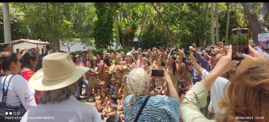 incret_merida's tweet photo. #09Agosto INCRET presente en el municipio Sucre en despliegue de la revisión de las estructuras del partido PSUV, siguiendo orientaciones del ciudadano Gobernador del Estado Mérida Jehyson Guzmán consolidando la revolución. https://t.co/3XwRhAApmQ