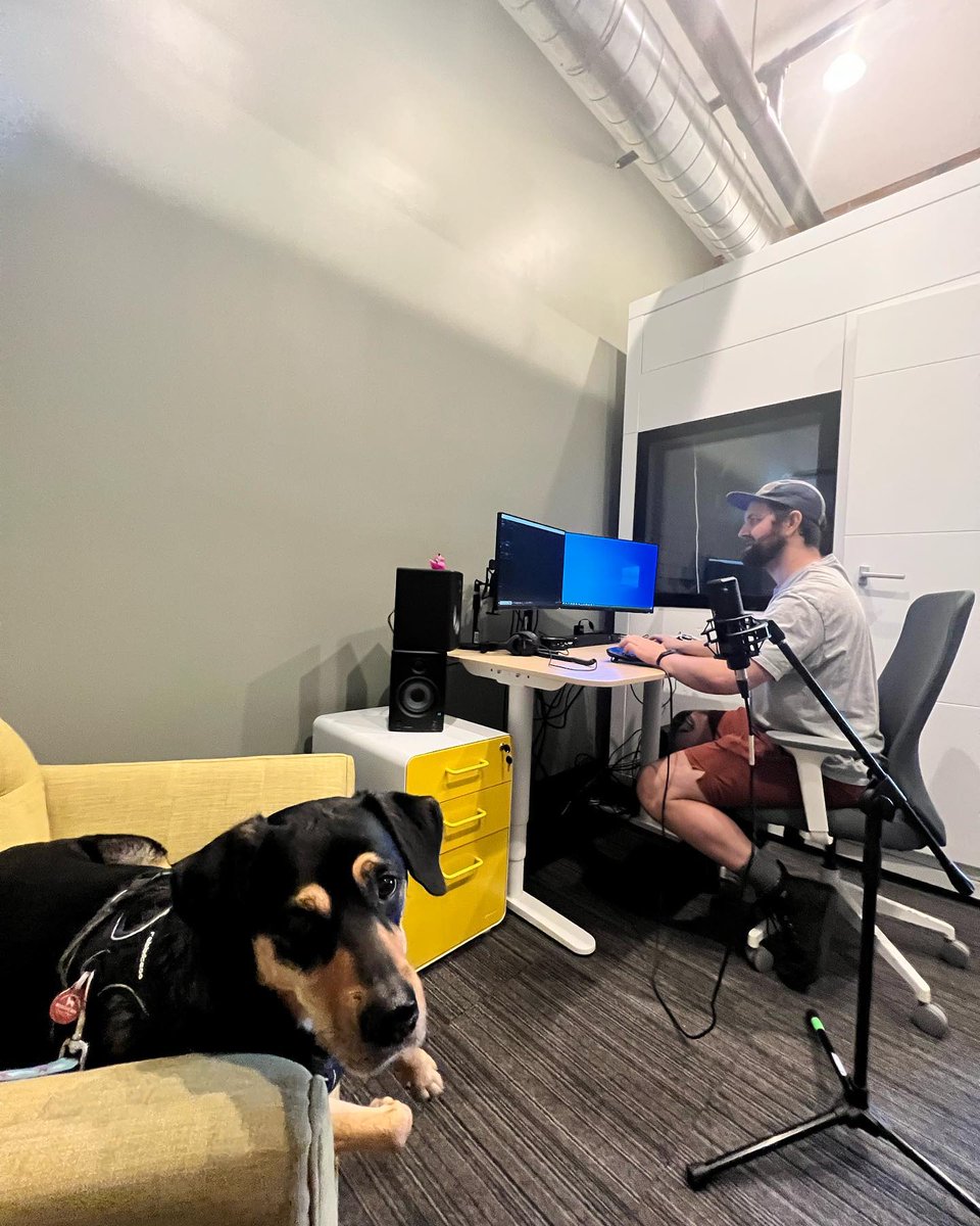 Agnes the dog wants YOU to add Party Pack 10 to your wishlist on Steam!

Fun fact about Agnes: her beautiful howls can be played as an instrument in the exciting new music game, Dodo Re Mi! (Coming to Party Pack 10!) 

Add it to your Steam wishlist. 🔗 jbgm.es/3DIQmLq