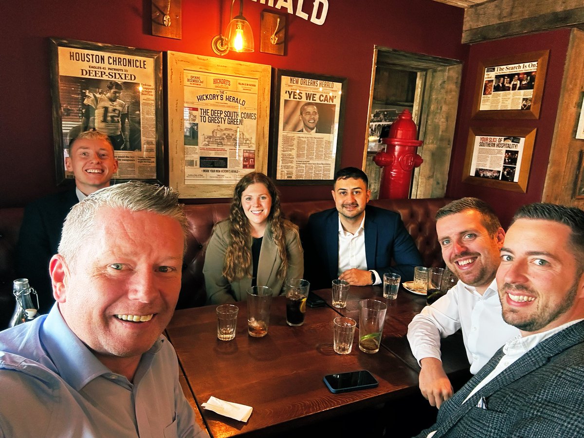 Team lunch today to celebrate Rich Luckett’s promotion to Repair Operations Network Management team. Congratulations, good luck and thank you for your support and efforts in U3 over the last 3yrs Rich! 

#VRoomVRoom